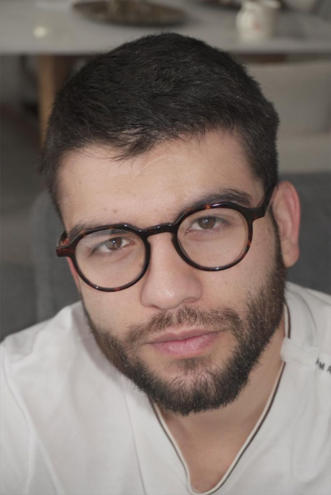 Alt Image